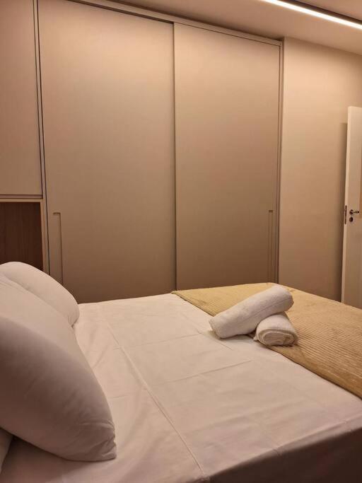Apartamento Ap Novo, Prox Av Paulista, Pscina,sirio, Facto Paulista *